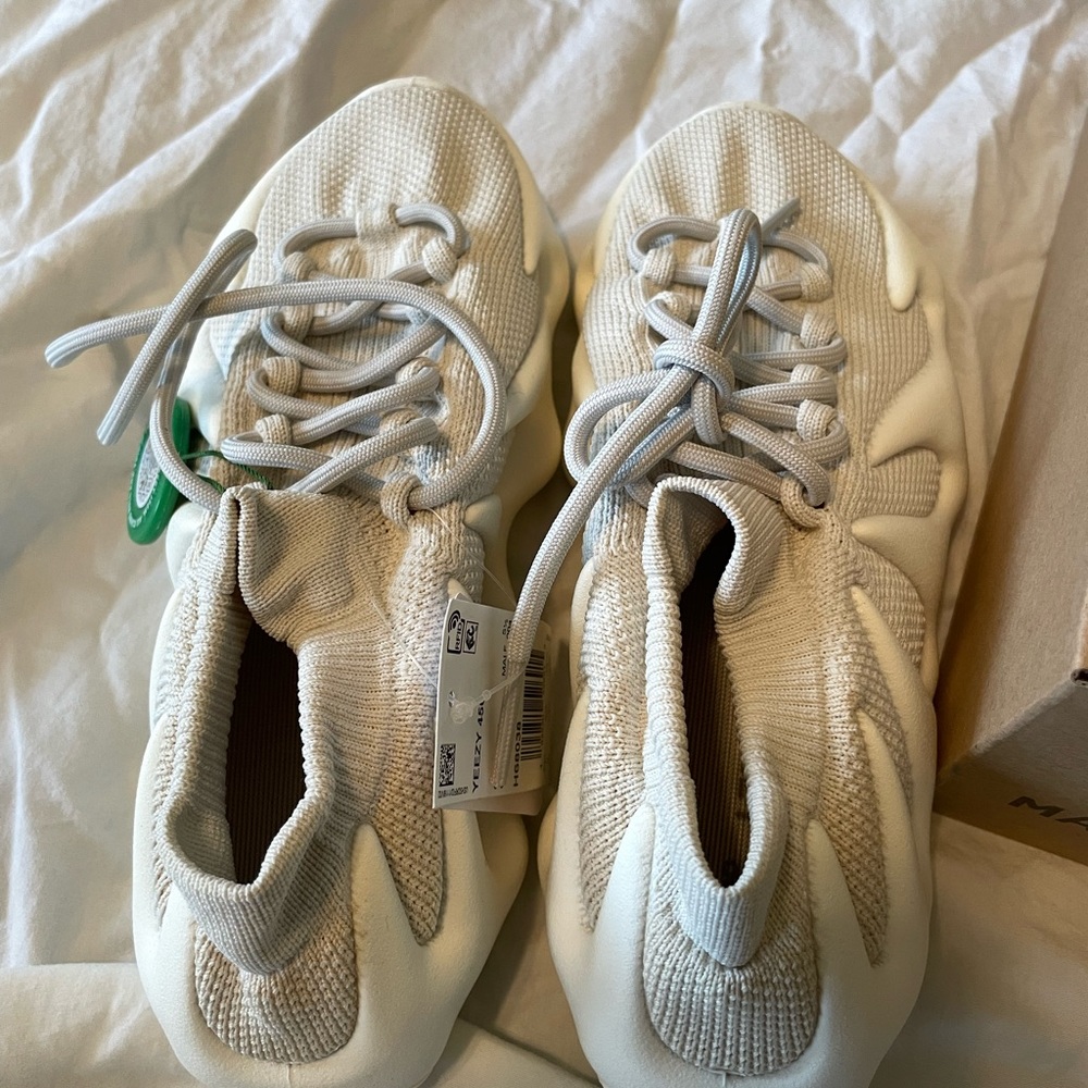 Yeezy 450 Cloud White Size 6 NIB StockX